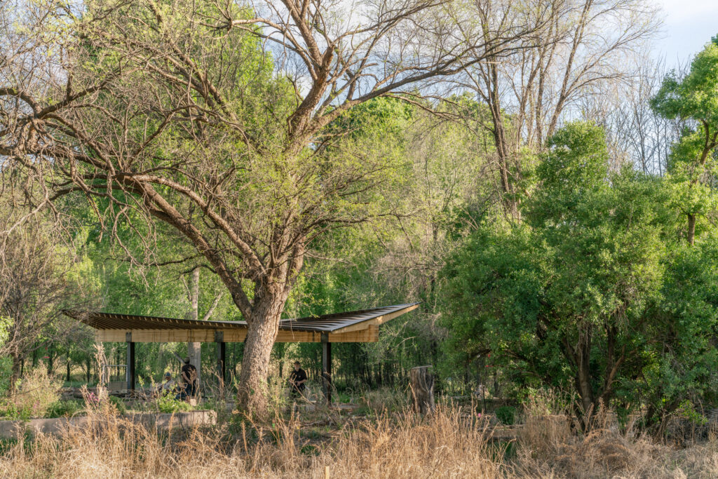 Audubon Wildlife Pavilion D U S T